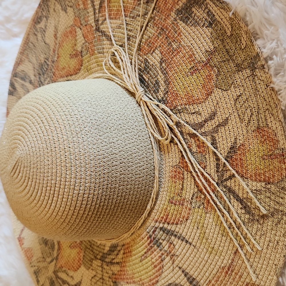 SUNHAT Beigè  Floral Wide Brim NWT - Picture 2 of 5